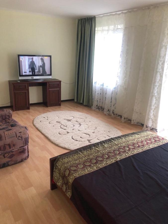Квартира З Виглядом На Озеро Тернополь Экстерьер фото